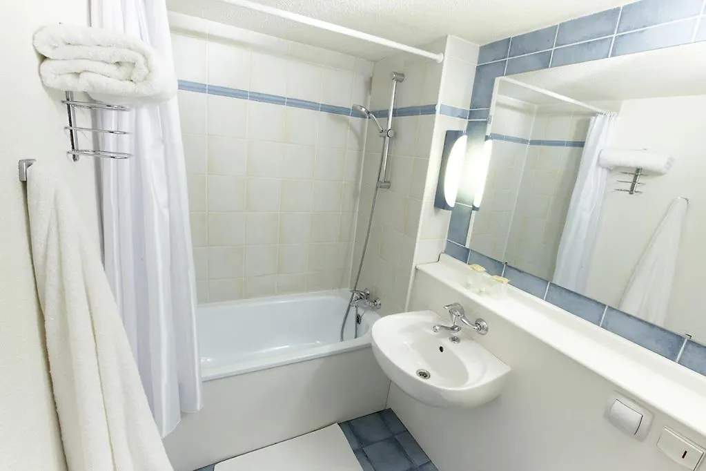 Hotel Kyriad Tarbes Bastillac