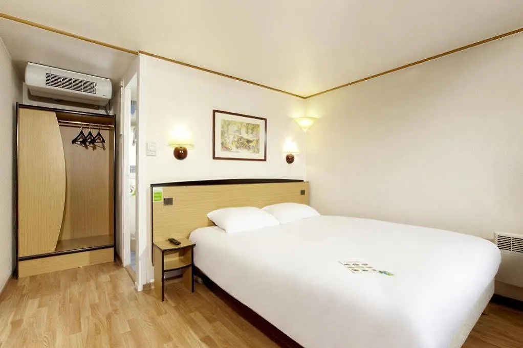 Kyriad Tarbes Bastillac