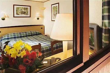 Kyriad Tarbes Bastillac Hotel